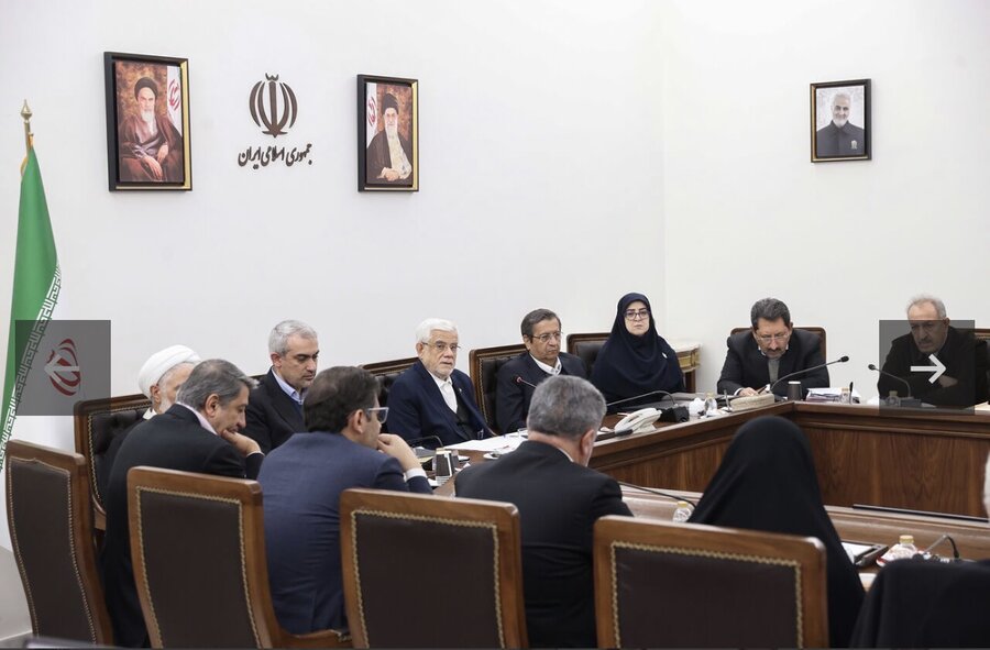  دولت هر کجا لازم باشد از اقتدار خود استفاده می‌کند/ آرامش در بازار پول و سرمایه برقرار است